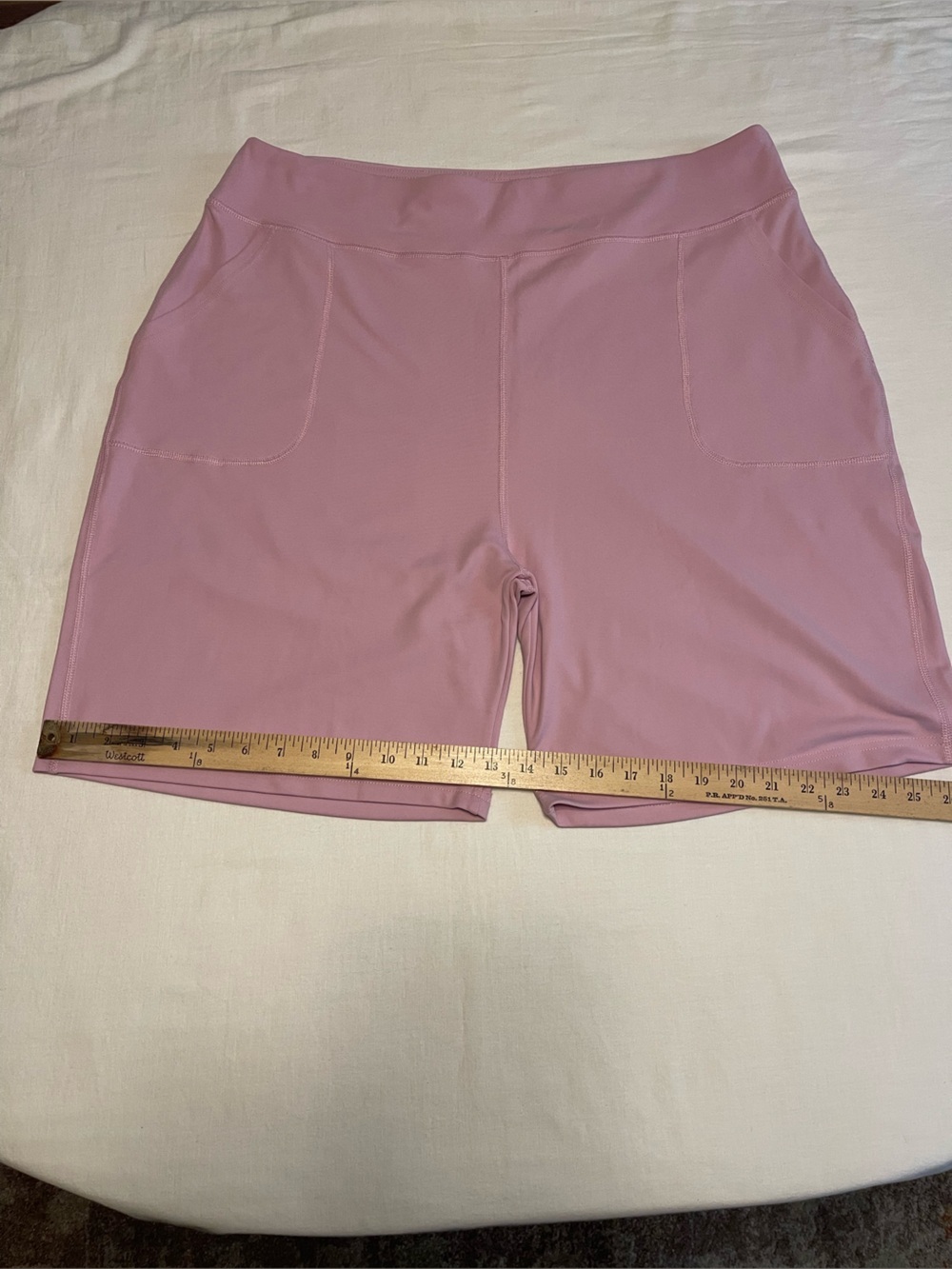 Set of 2 Women’s Performance Stretch Shorts 1/Pink 1/Blue - Picture 5 of 9